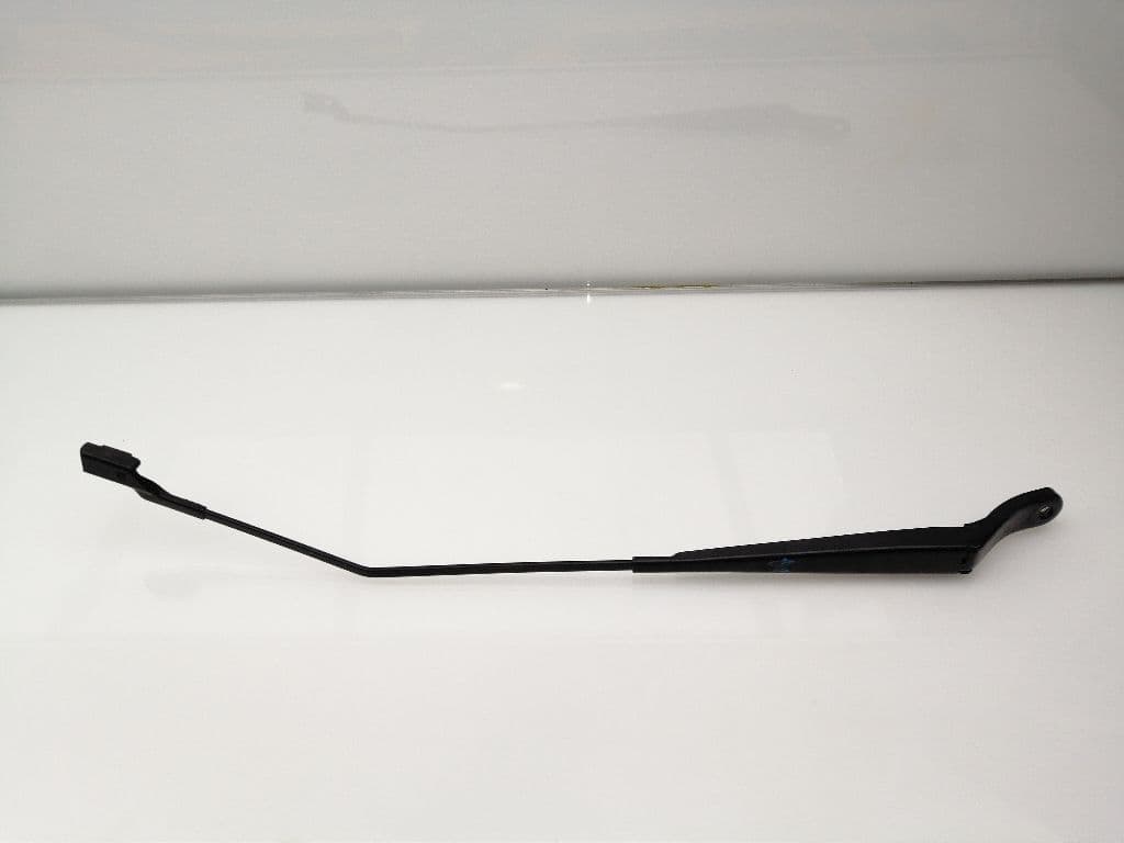 Brazo limpia delantero derecho PEUGEOT 208