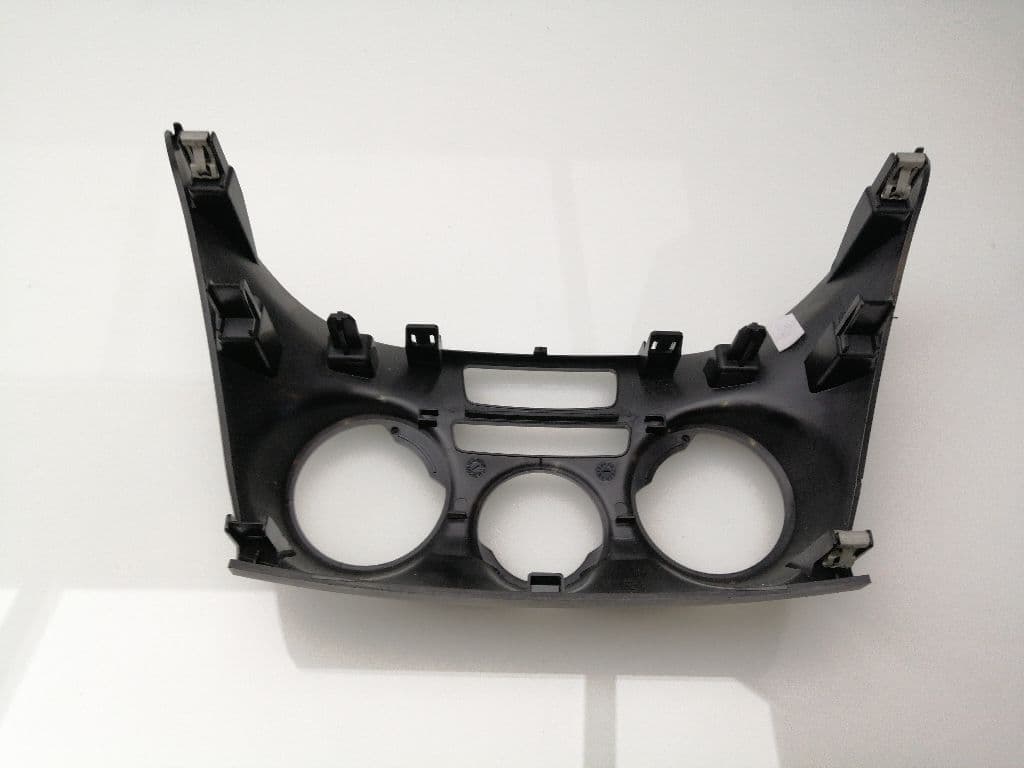 Plastico PEUGEOT 208 2