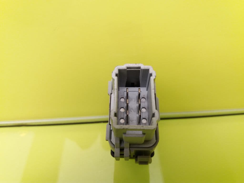 Mando elevalunas delantero derecho RENAULT MEGANE II CLASSIC BERLINA 3