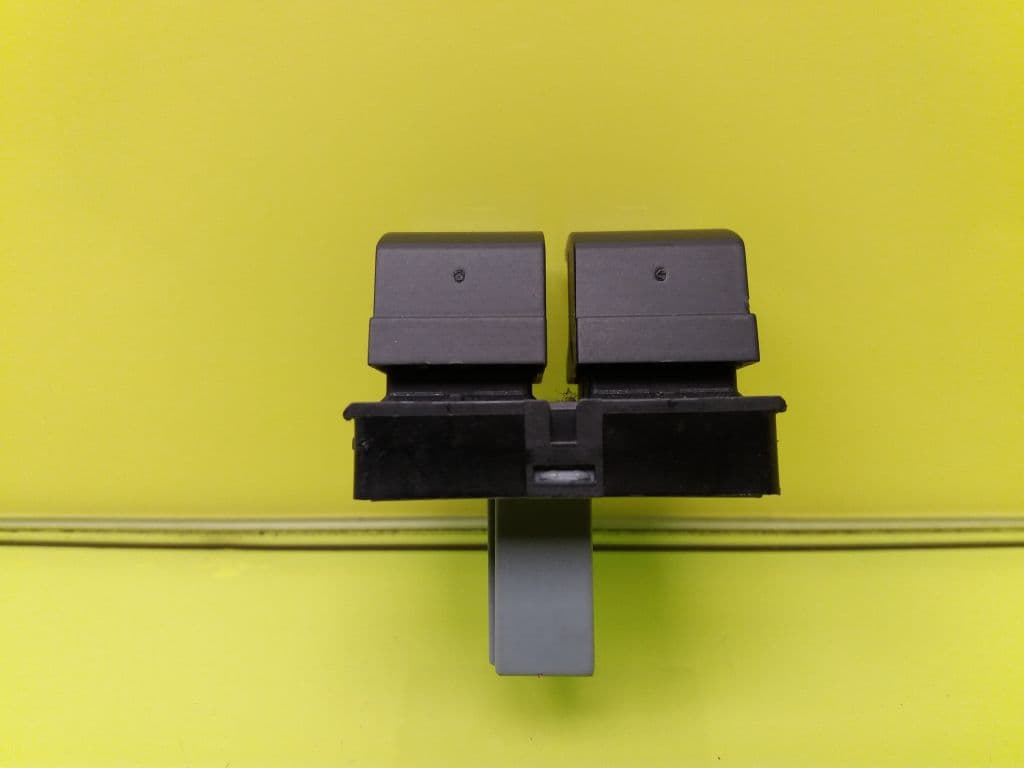 Mando elevalunas delantero izquierdo SEAT IBIZA SC (6J1) 5