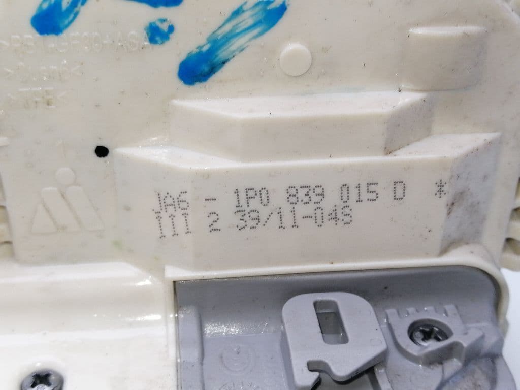Cerradura puerta trasera izquierda SEAT LEON (1M1) 5