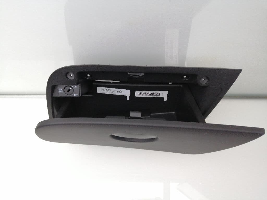 Guantera SEAT LEON (1M1) 4