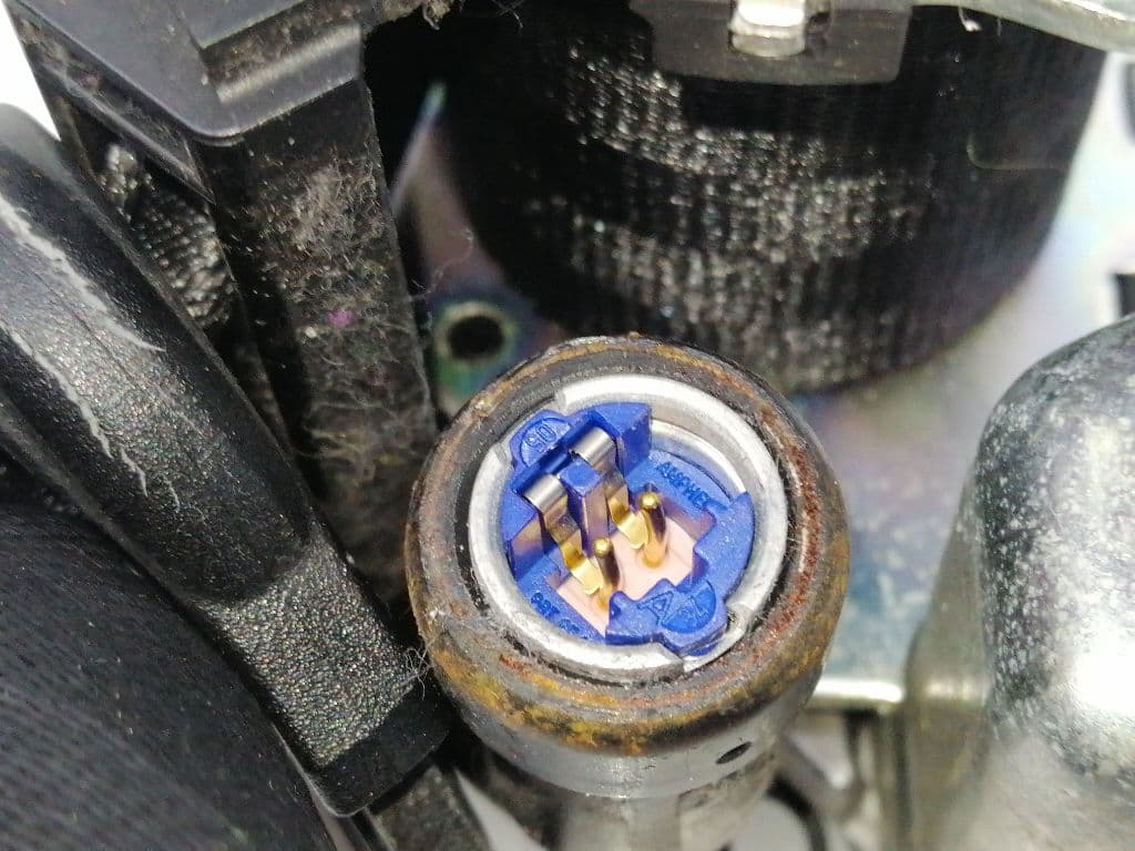 Cinturon seguridad delantero izquierdo AUDI A4 BERLINA (8E) 5