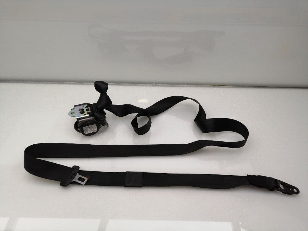 Cinturon seguridad delantero izquierdo AUDI A4 BERLINA (8E) 3