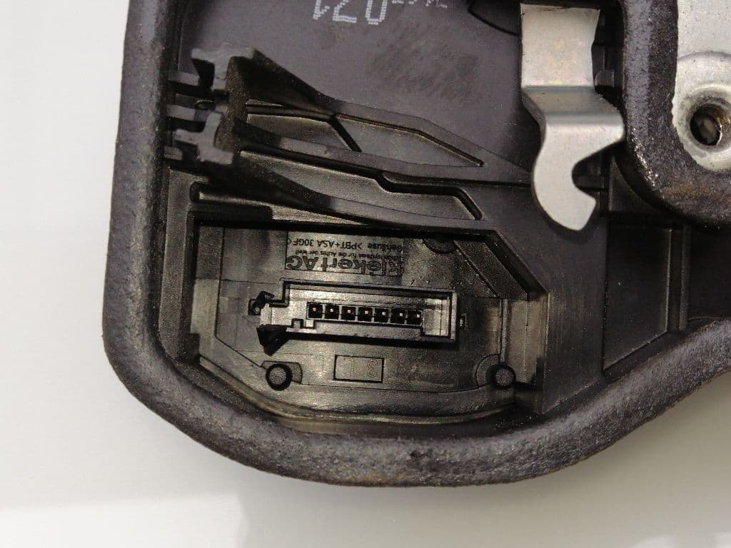 Cerradura puerta delantera izquierda BMW SERIE 5 BERLINA (E34) 4