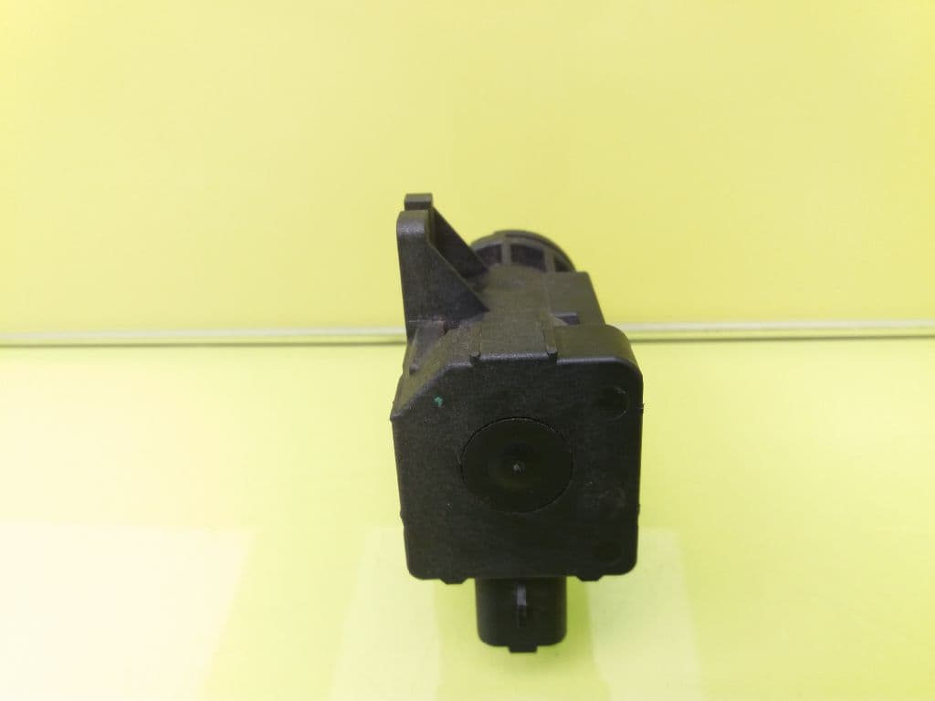 Valvula aire adicional PEUGEOT 208 4