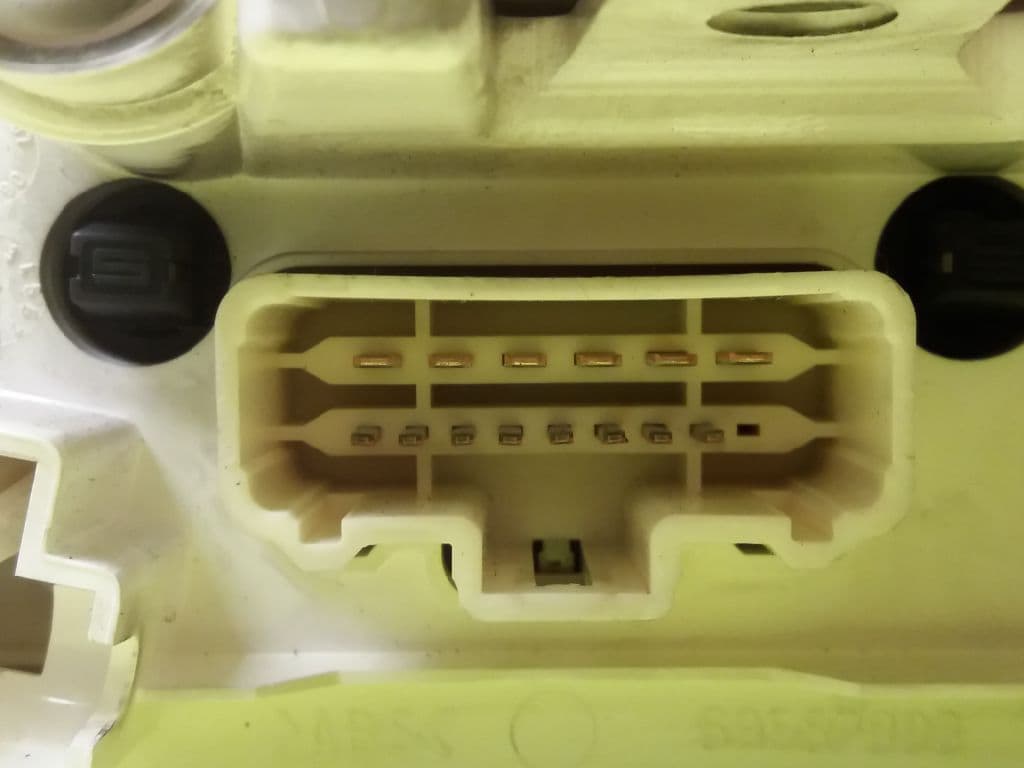 Recambio RENAULT SCENIC II ref. 69580001 3
