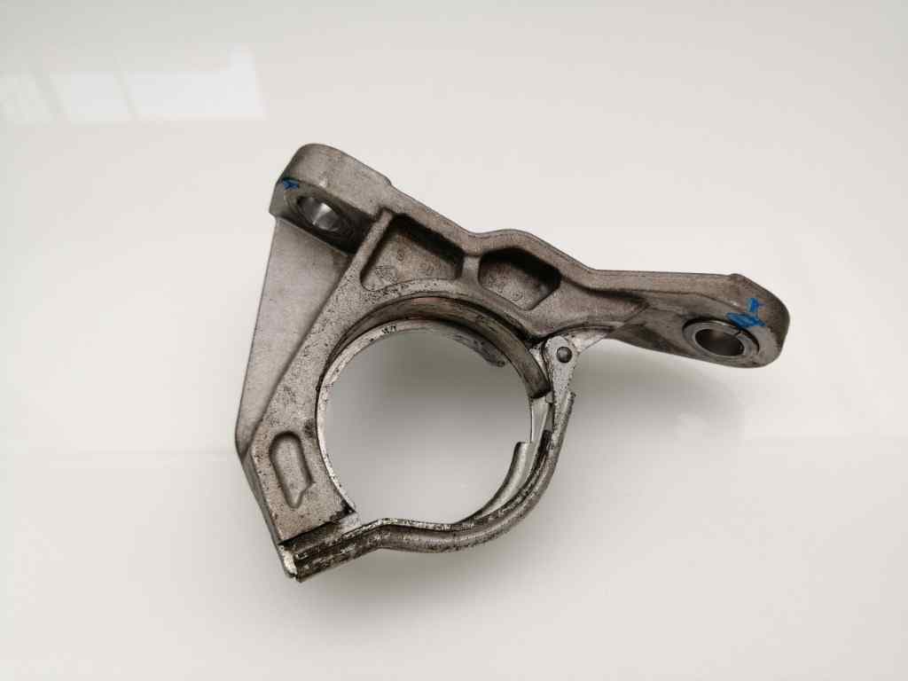 Soporte motor RENAULT SCENIC II