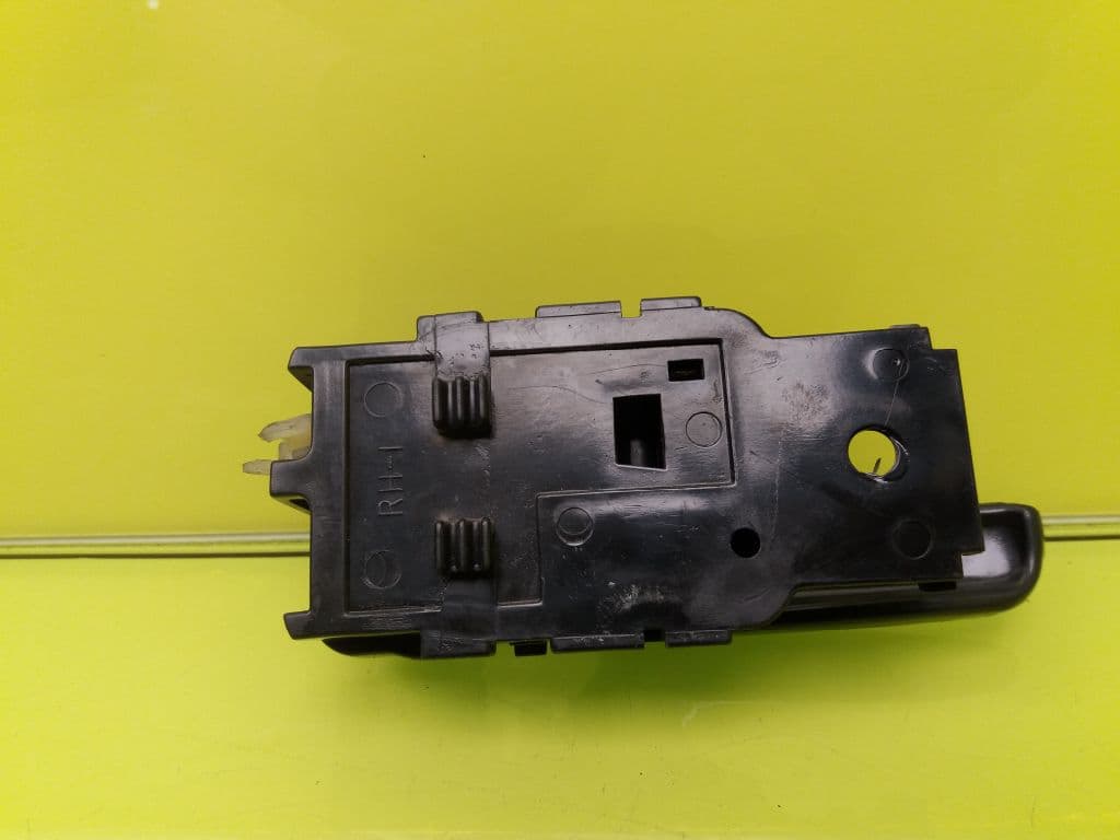Maneta interior delantera derecha NISSAN TERRANO/TERRANO.II (R20) 3