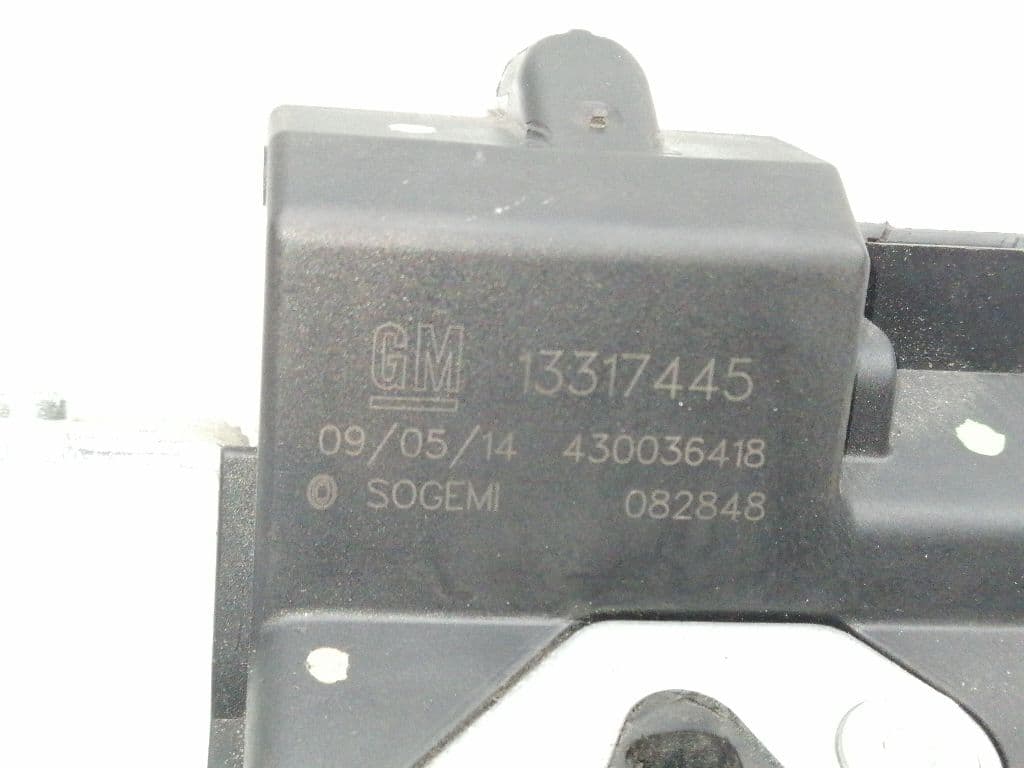 Cerradura maletero / porton OPEL CORSA D 2