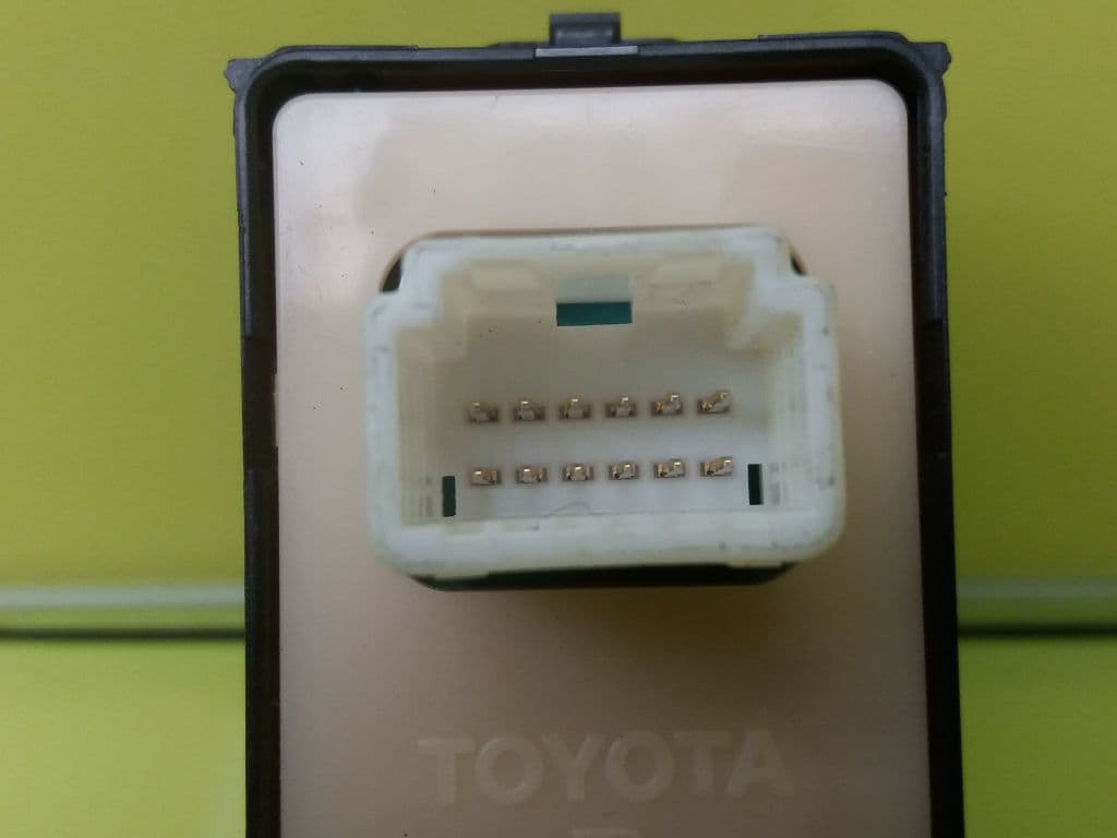 Mando elevalunas delantero derecho LEXUS IS 4