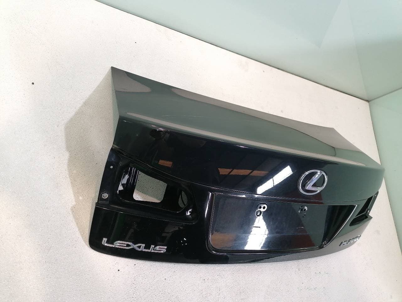 Porton trasero LEXUS IS 4