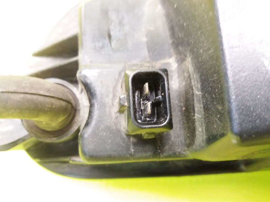 Faro antiniebla derecho FORD ESCORT BERLINA 3