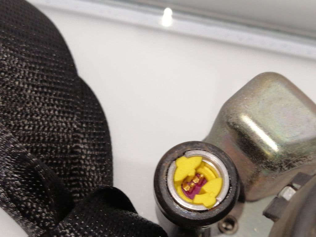 Cinturon seguridad delantero izquierdo MERCEDES-BENZ CLASE A (W176) 3