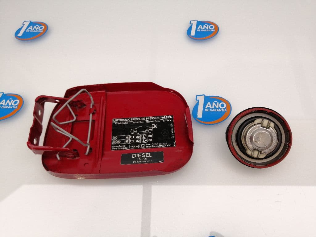 Tapa exterior combustible MERCEDES-BENZ CLASE A (W176) 2