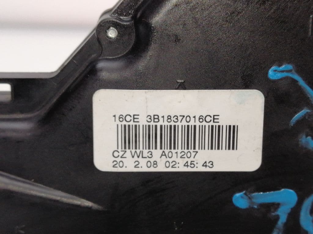 Cerradura puerta delantera derecha SKODA FABIA 4