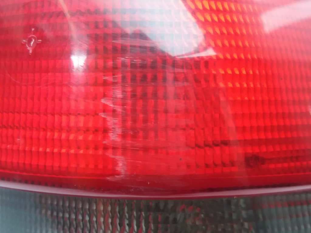 Piloto trasero derecho MERCEDES-BENZ CLASE C (W204) BERLINA 5