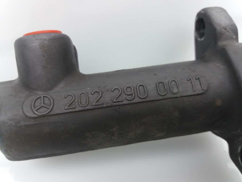 Bombin embrague MERCEDES-BENZ CLASE C (W204) BERLINA 4