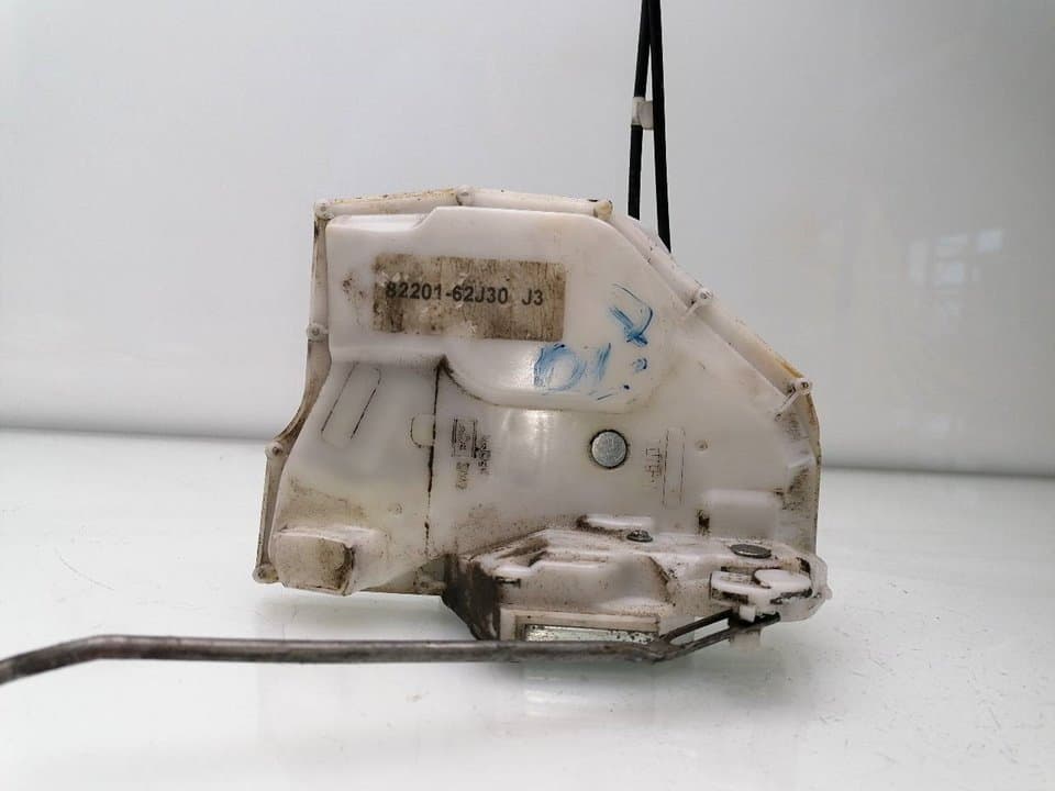 Cerradura puerta delantera derecha SUZUKI SWIFT SF BERLINA (EA) 3