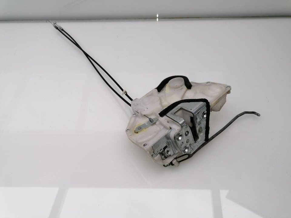 Cerradura puerta delantera derecha SUZUKI SWIFT SF BERLINA (EA)