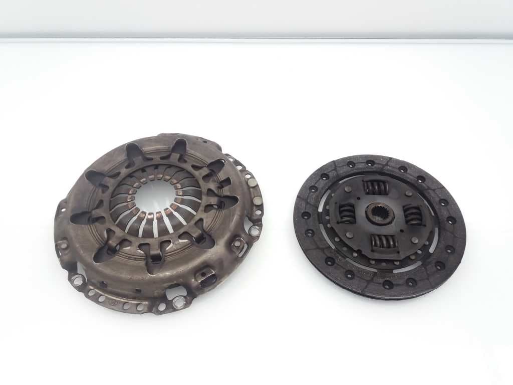 Kit embrague SUZUKI SWIFT SF BERLINA (EA)