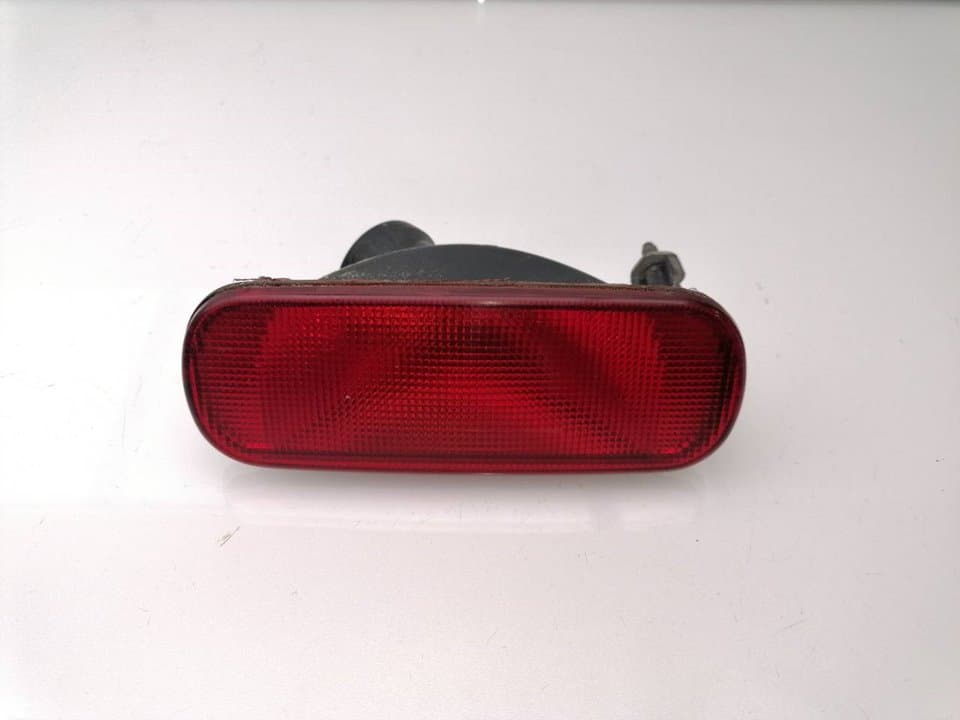 Luz central de freno SUZUKI SWIFT SF BERLINA (EA)