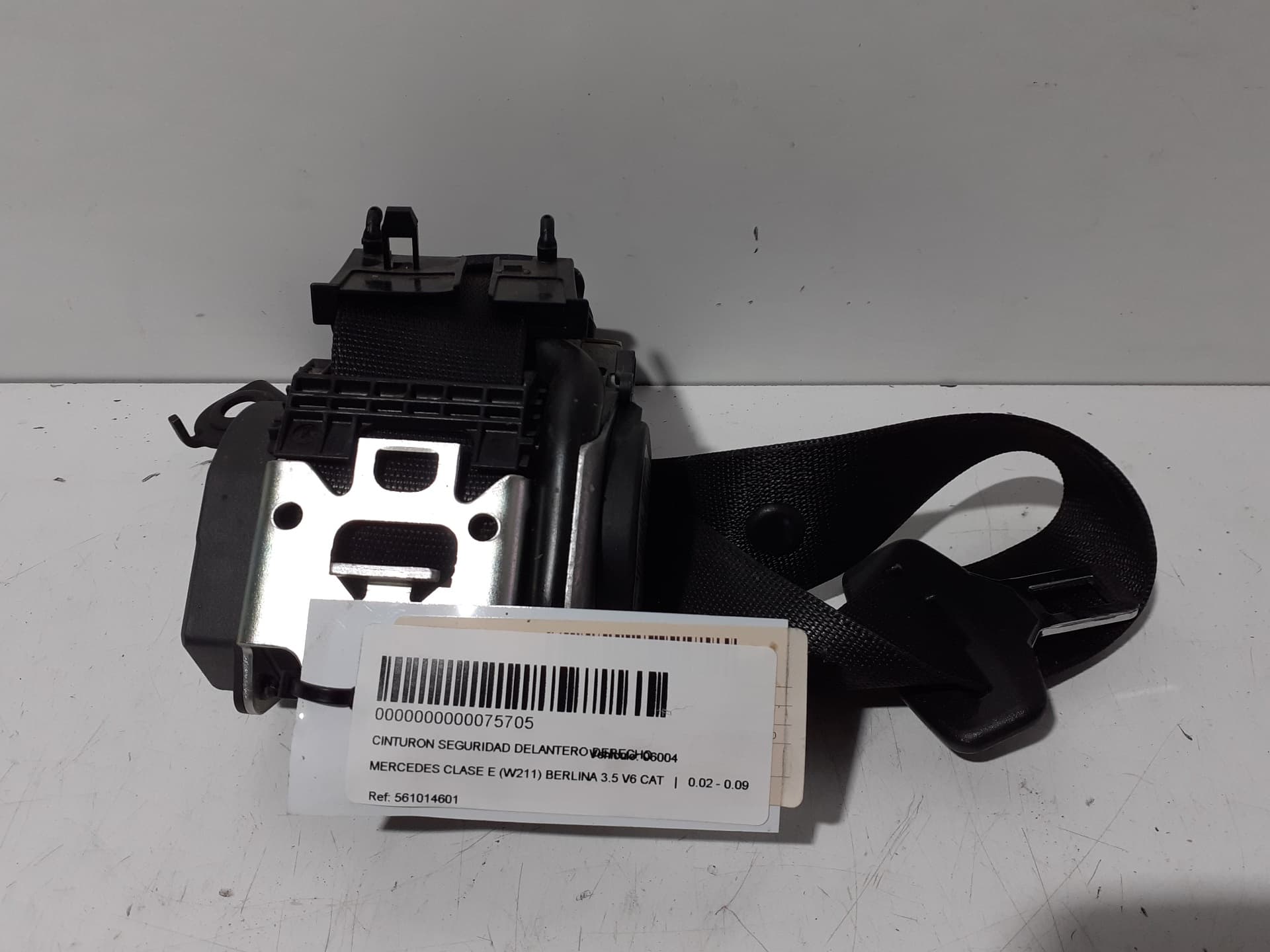Cinturon seguridad delantero derecho MERCEDES-BENZ CLASE E (W211) BERLINA