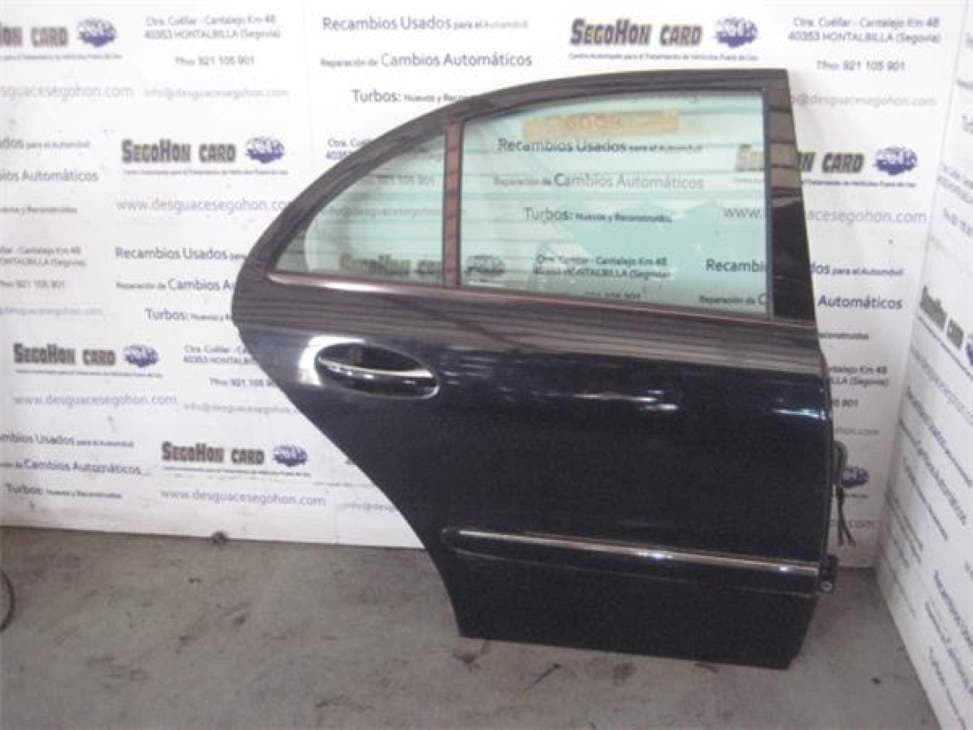 Puerta trasera derecha MERCEDES-BENZ CLASE E (W211) BERLINA