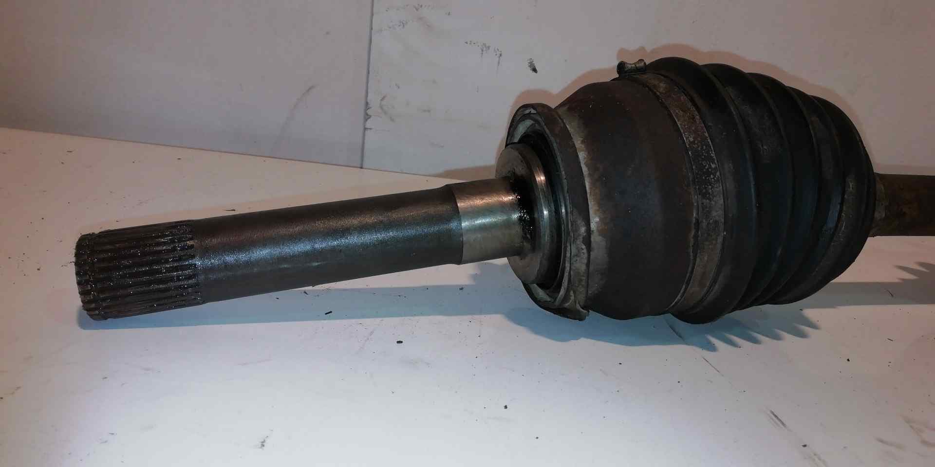 Transmision delantera derecha MITSUBISHI MONTERO (V20/V40) 3