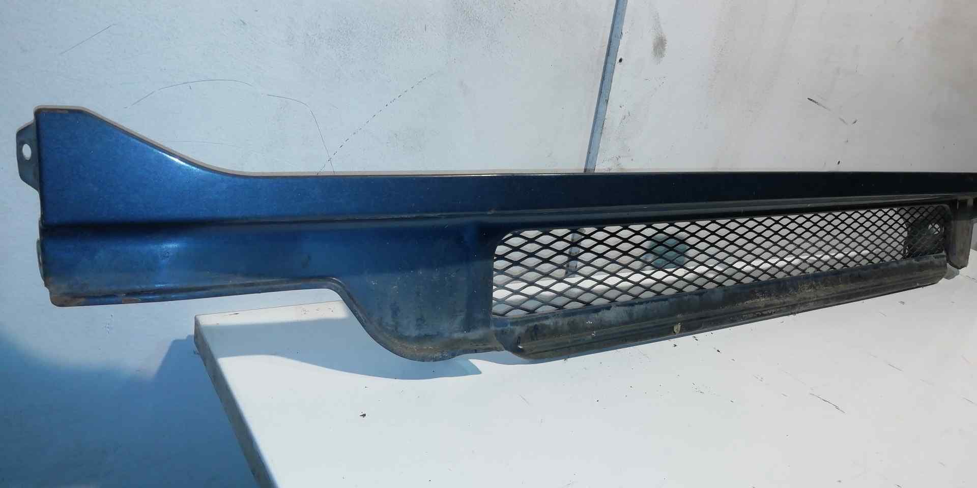 Rejilla paragolpes delantero MITSUBISHI MONTERO (V20/V40) 3