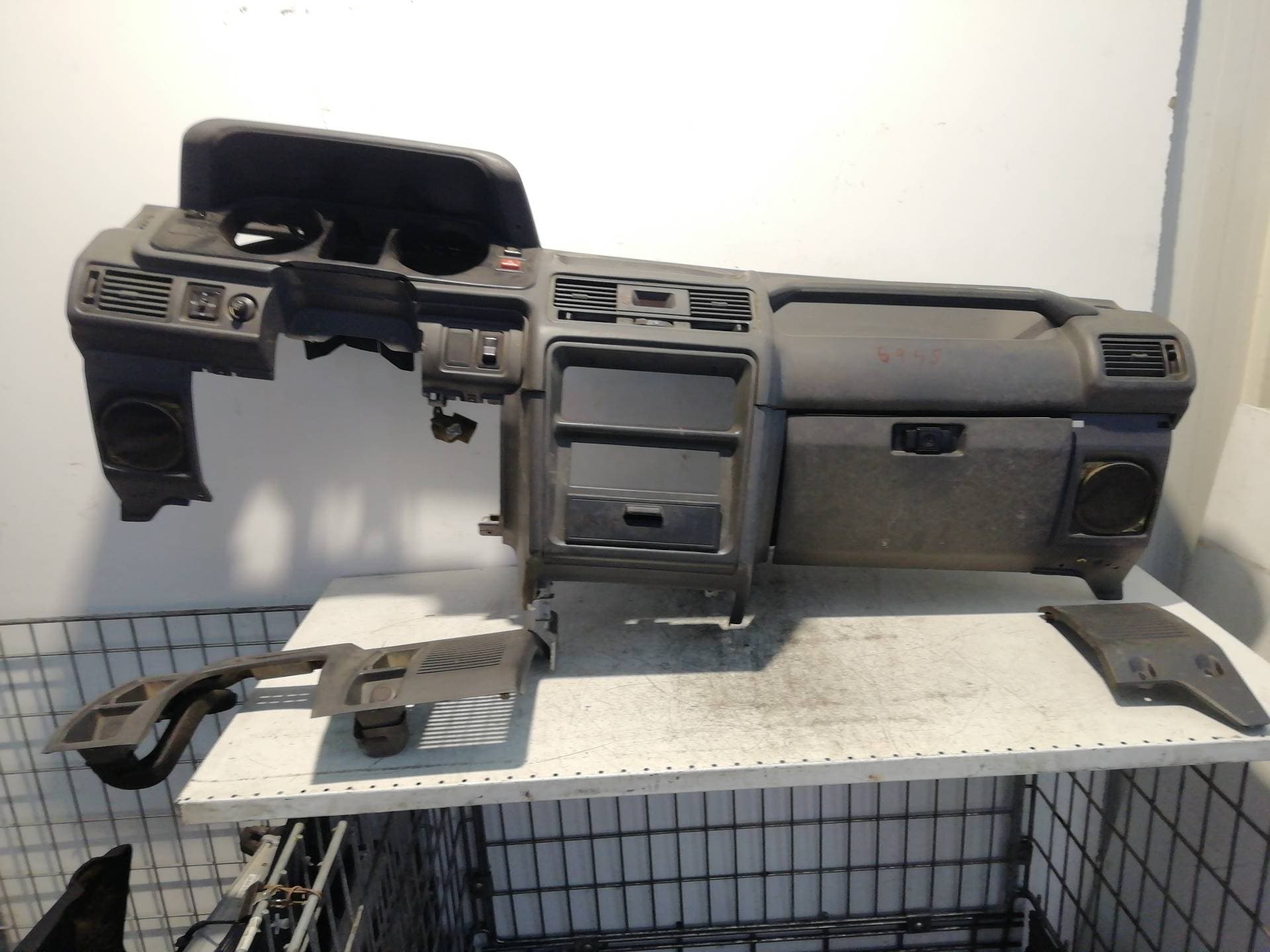 Salpicadero MITSUBISHI MONTERO (V20/V40)