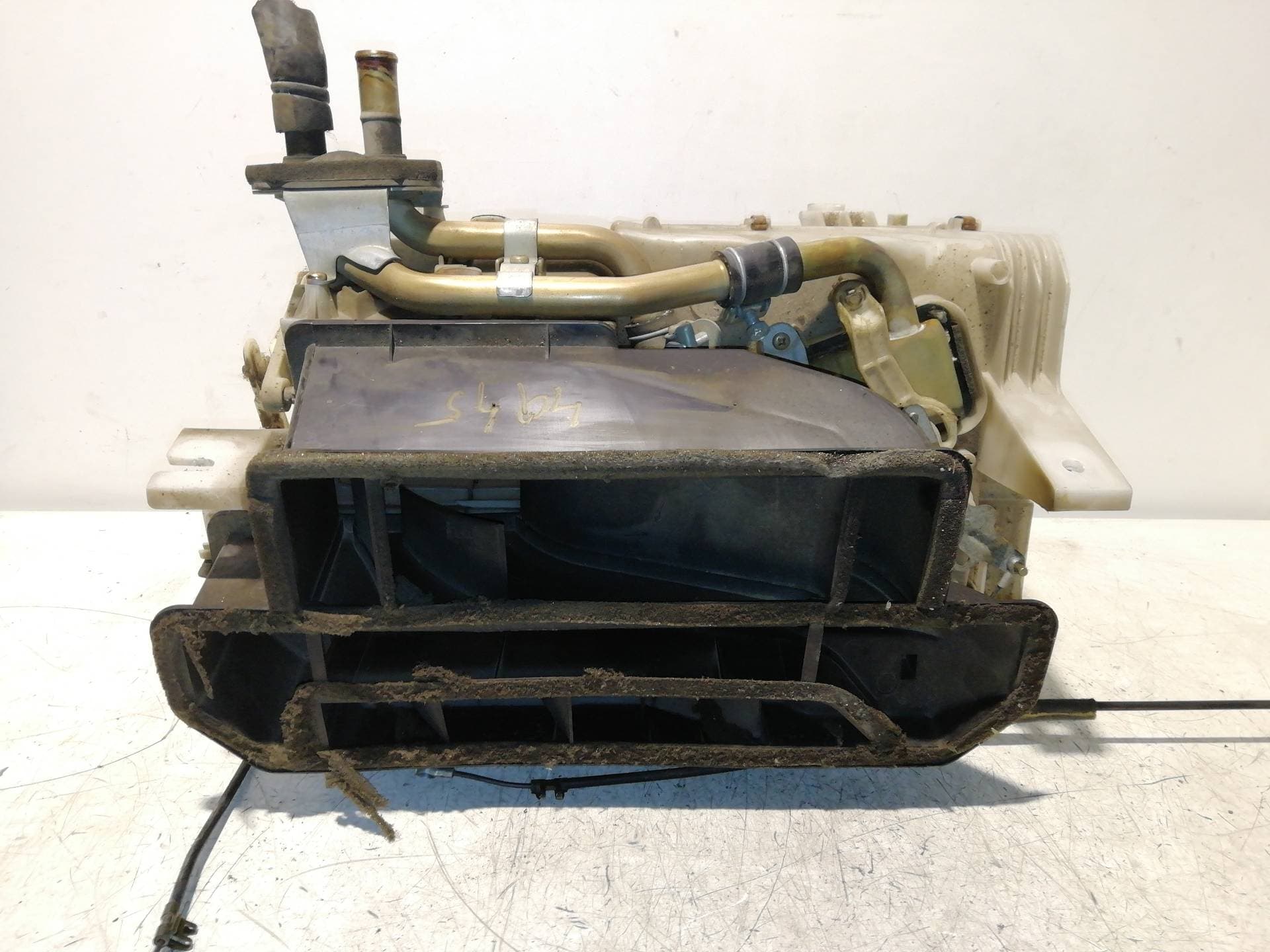 Mueble interior calefaccion MITSUBISHI MONTERO (V20/V40)