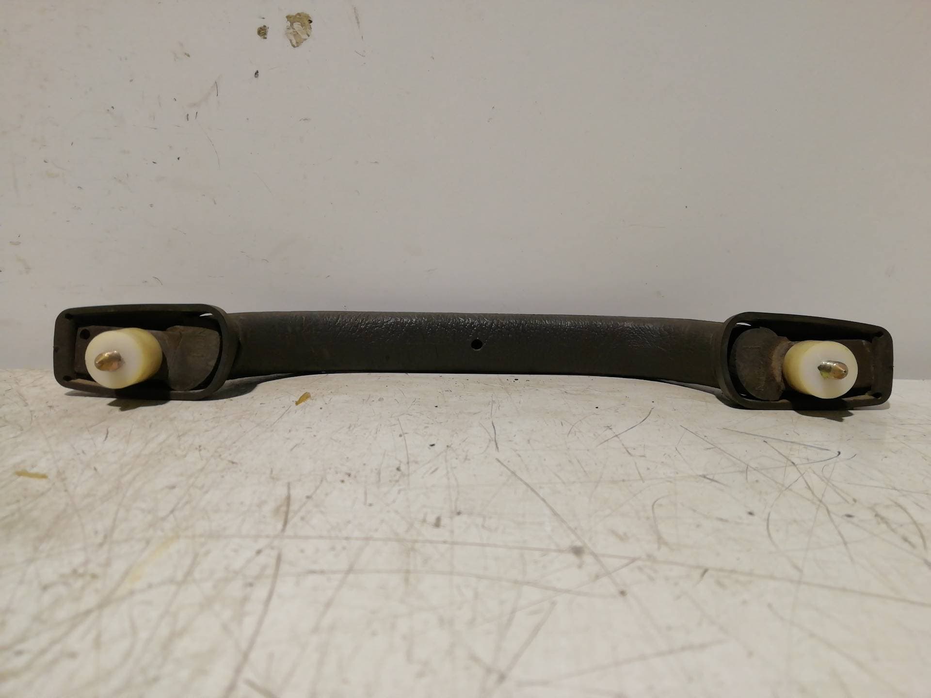Maneta interior delantera derecha MITSUBISHI MONTERO (V20/V40) 2