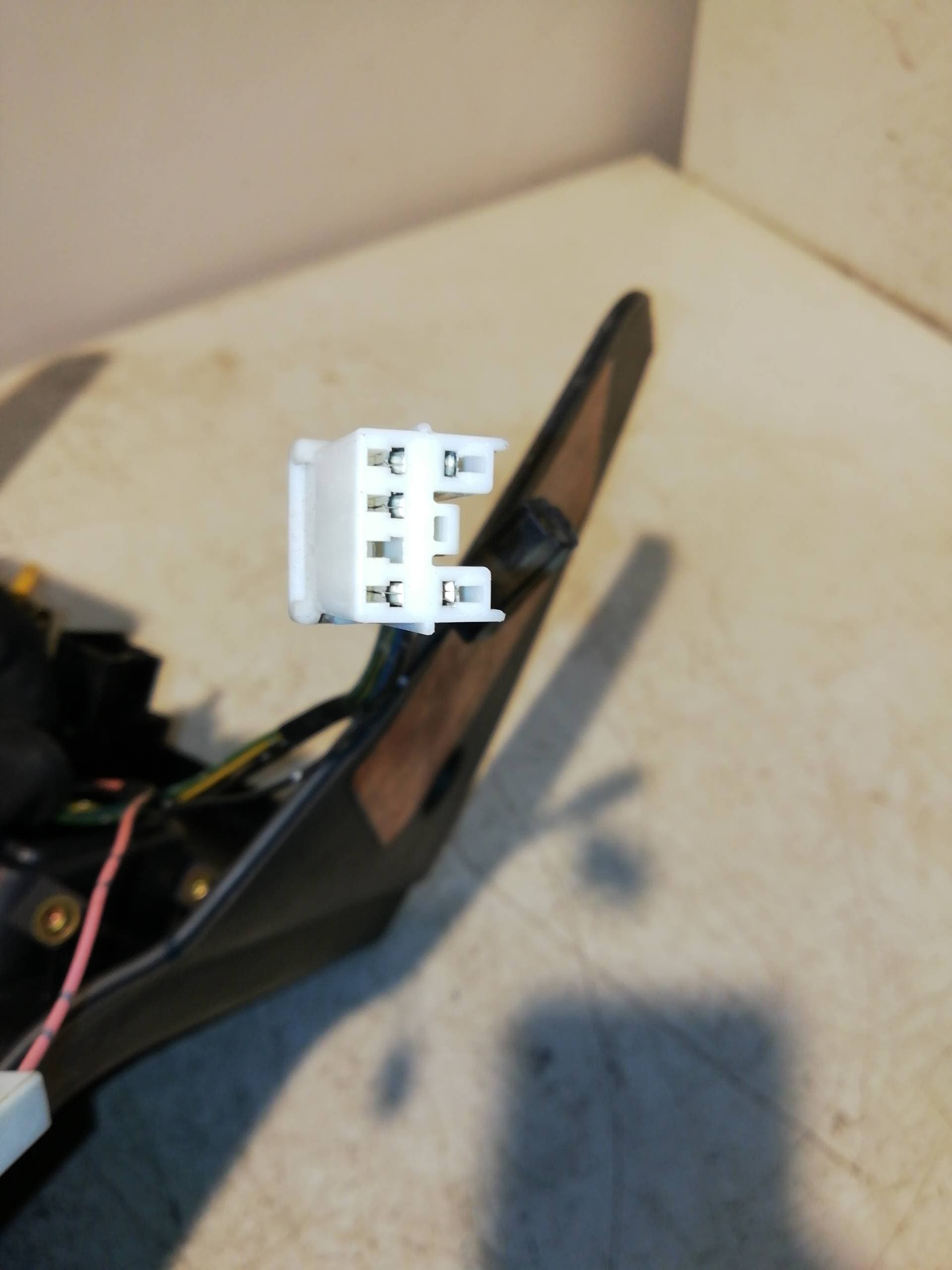Consola central MITSUBISHI MONTERO (V20/V40) 5