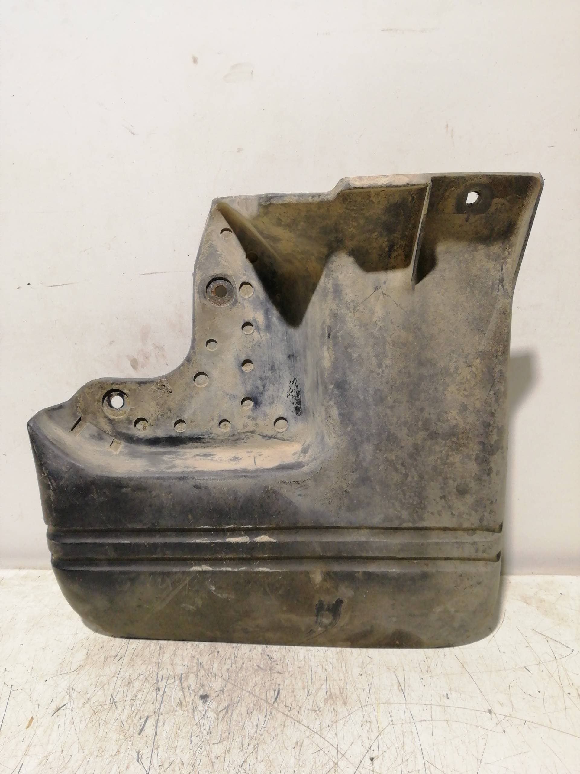 Paso rueda MITSUBISHI MONTERO (V20/V40)