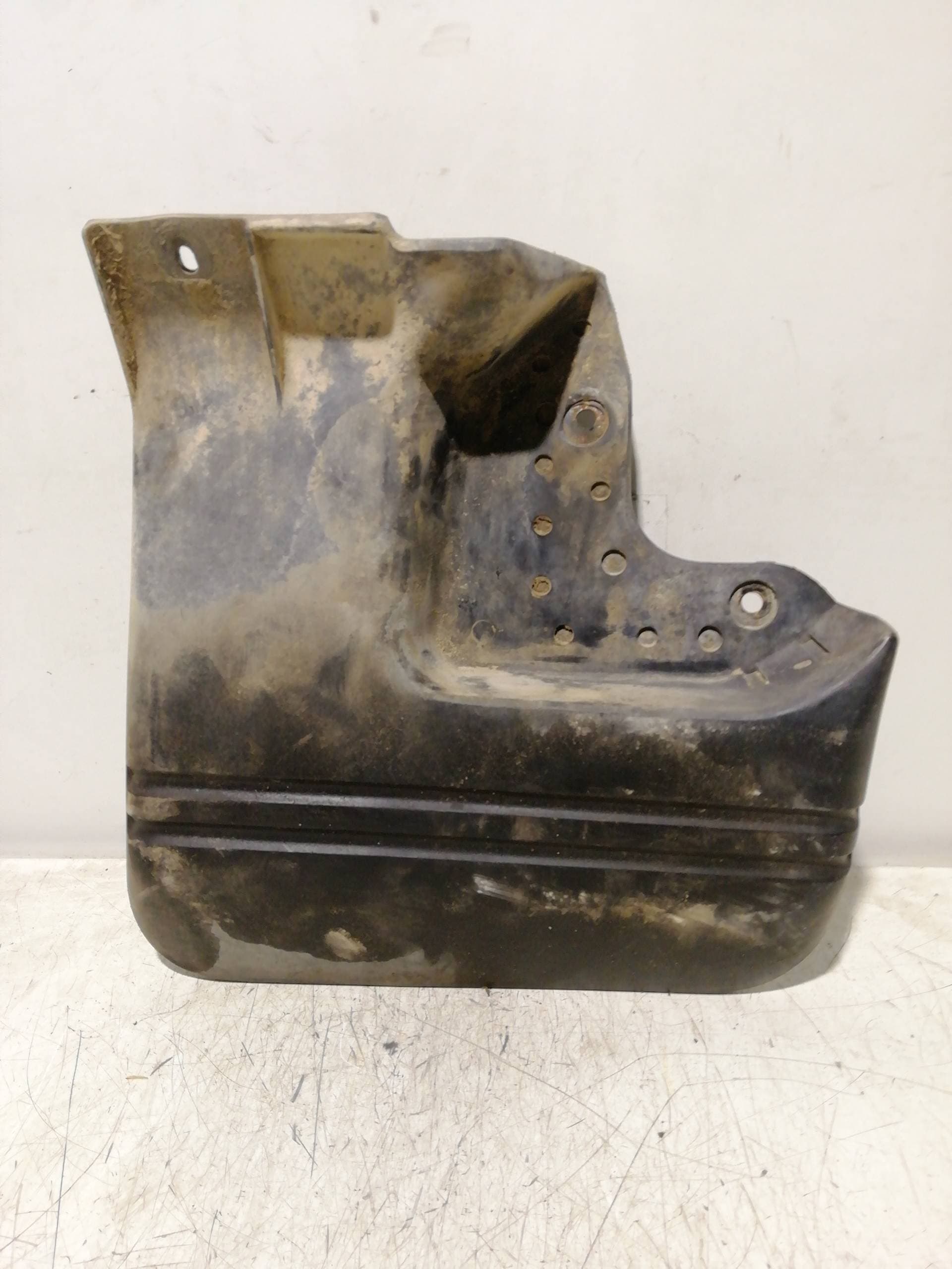 Paso rueda MITSUBISHI MONTERO (V20/V40)