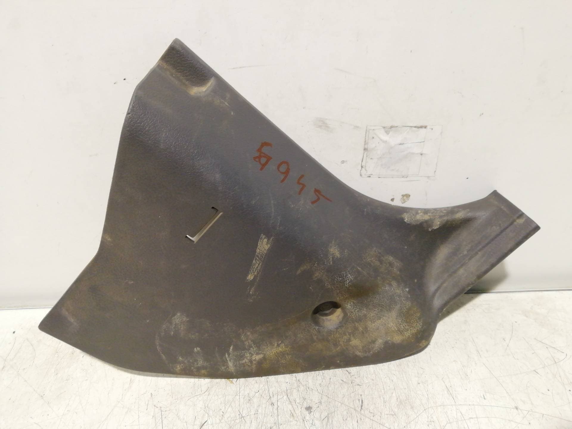 Plastico MITSUBISHI MONTERO (V20/V40)