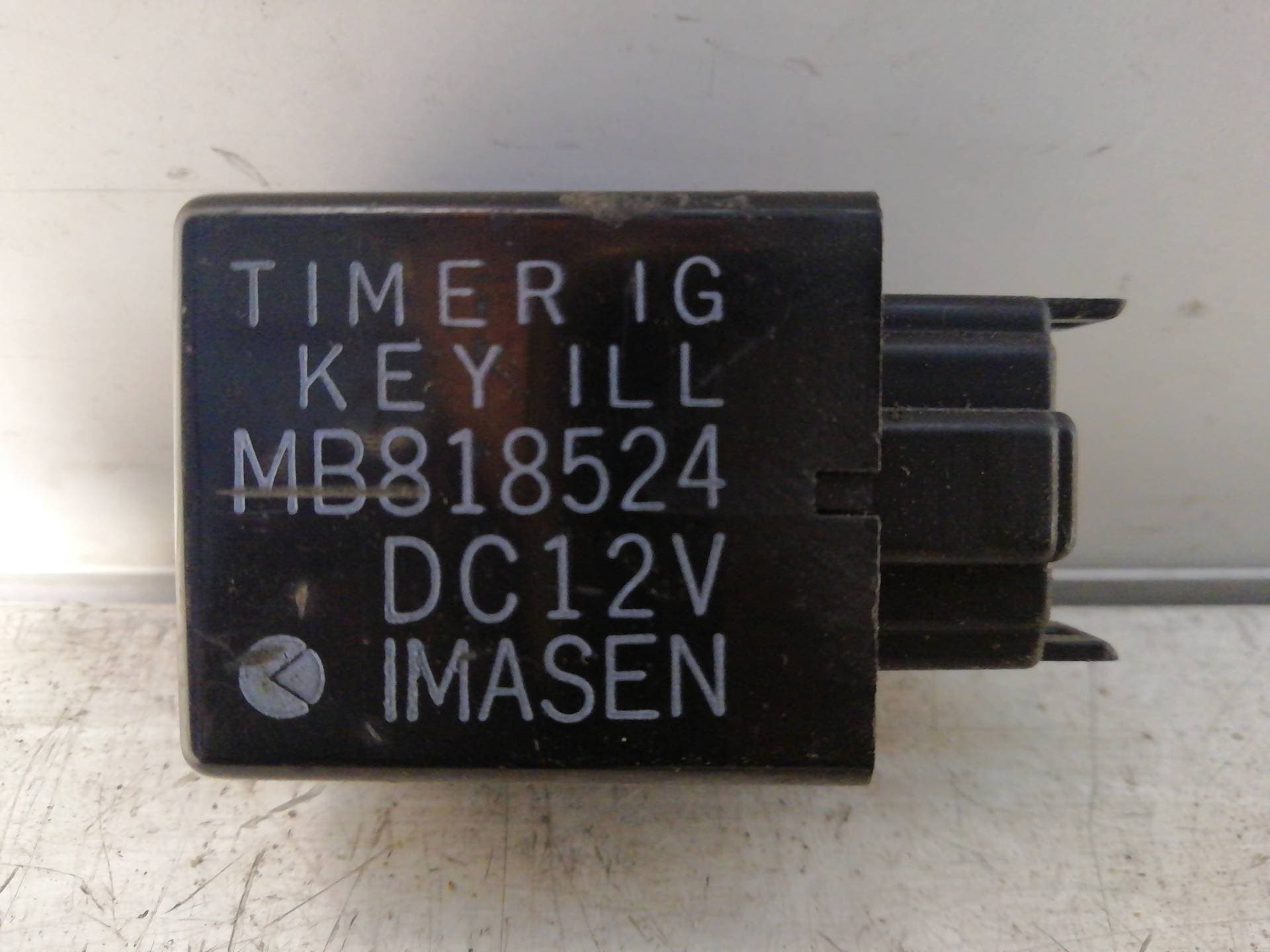 Rele MITSUBISHI MONTERO (V20/V40)