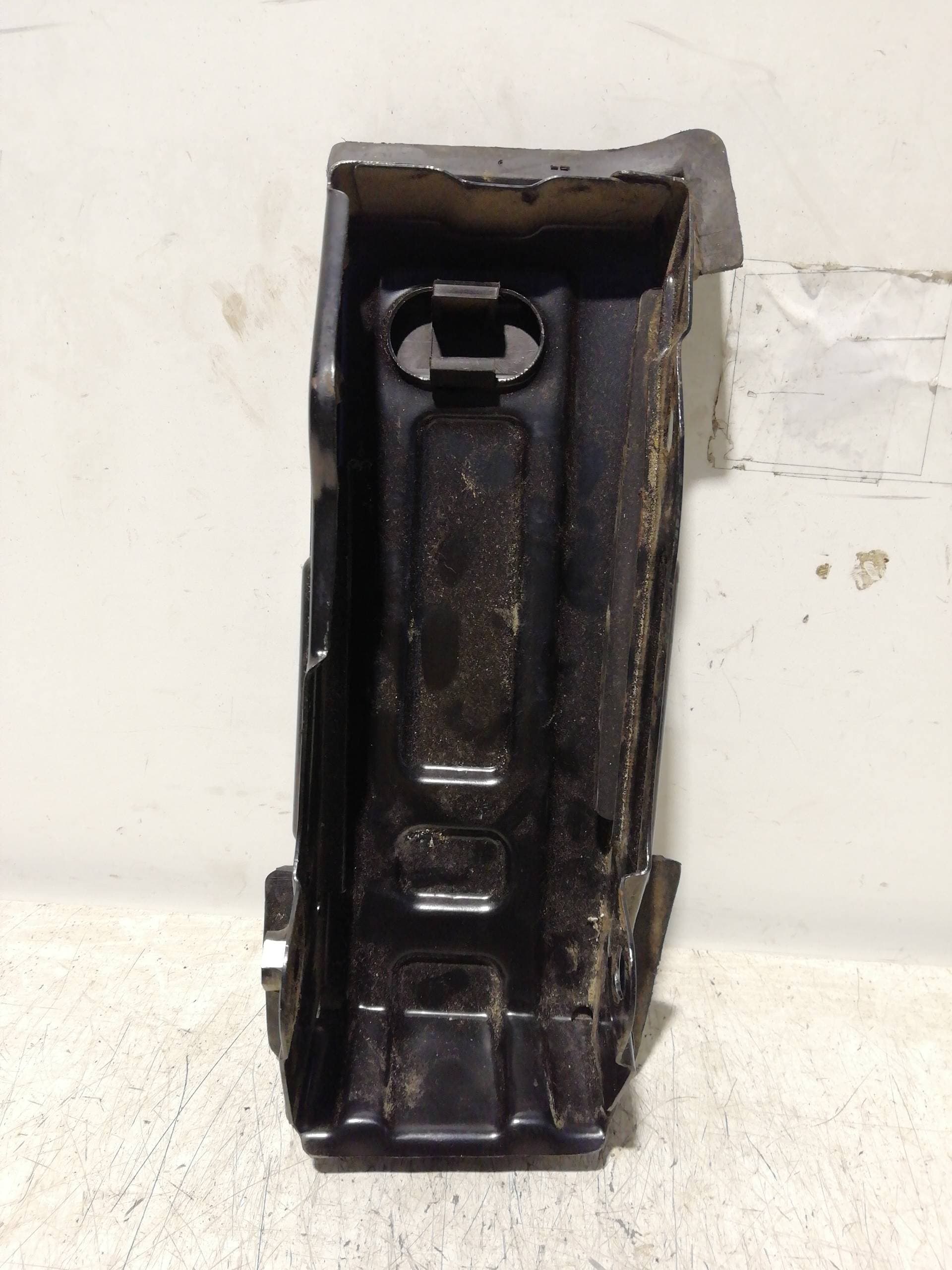 Plastico MITSUBISHI MONTERO (V20/V40) 5