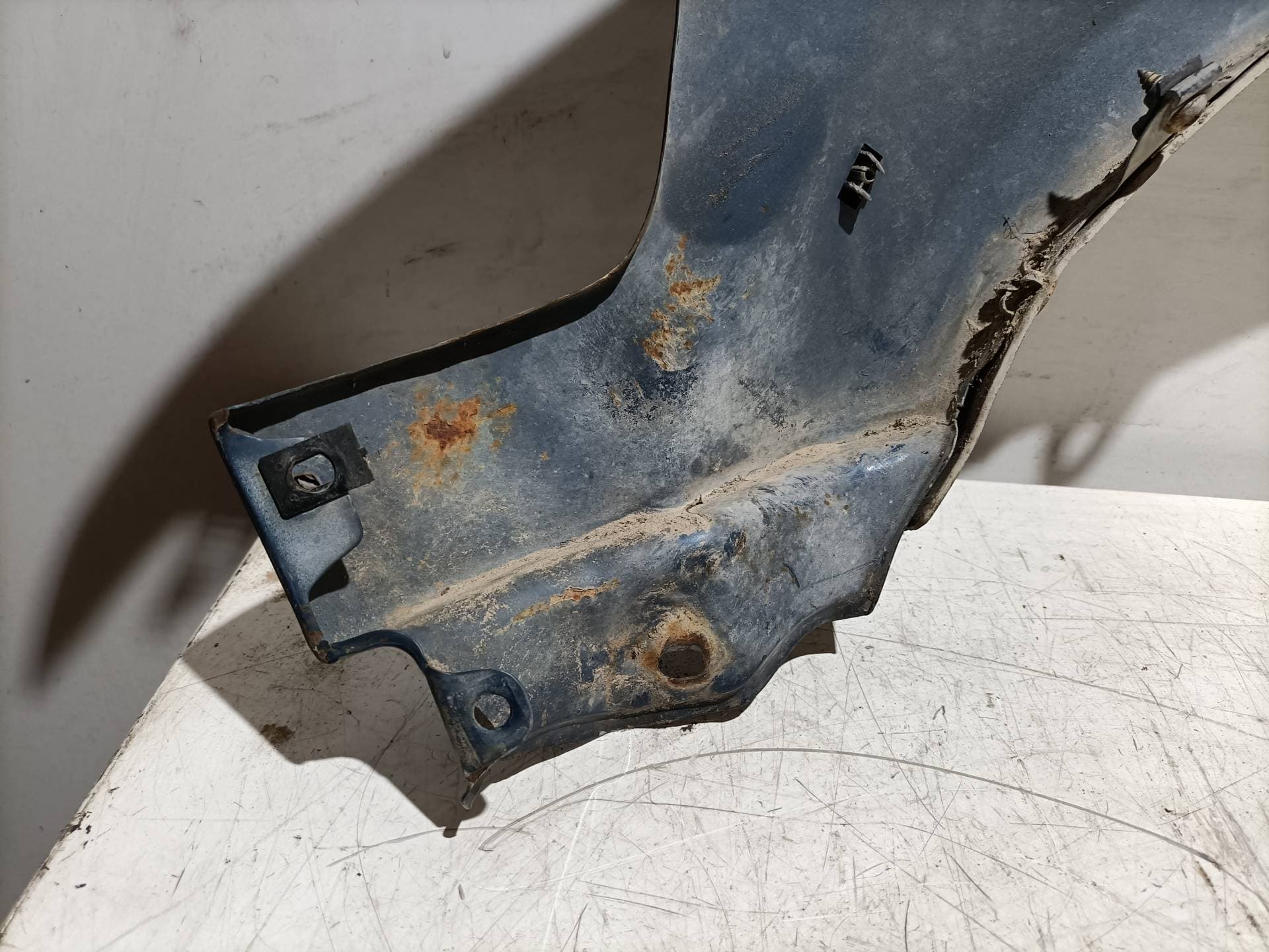 Aleta delantera derecha MITSUBISHI MONTERO (V20/V40) 2