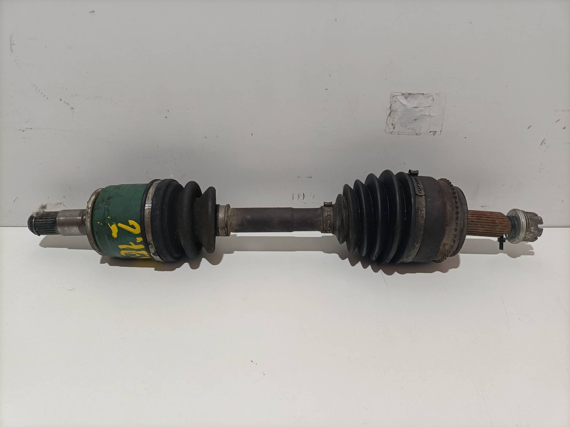 Transmision delantera izquierda MITSUBISHI MONTERO (V20/V40)