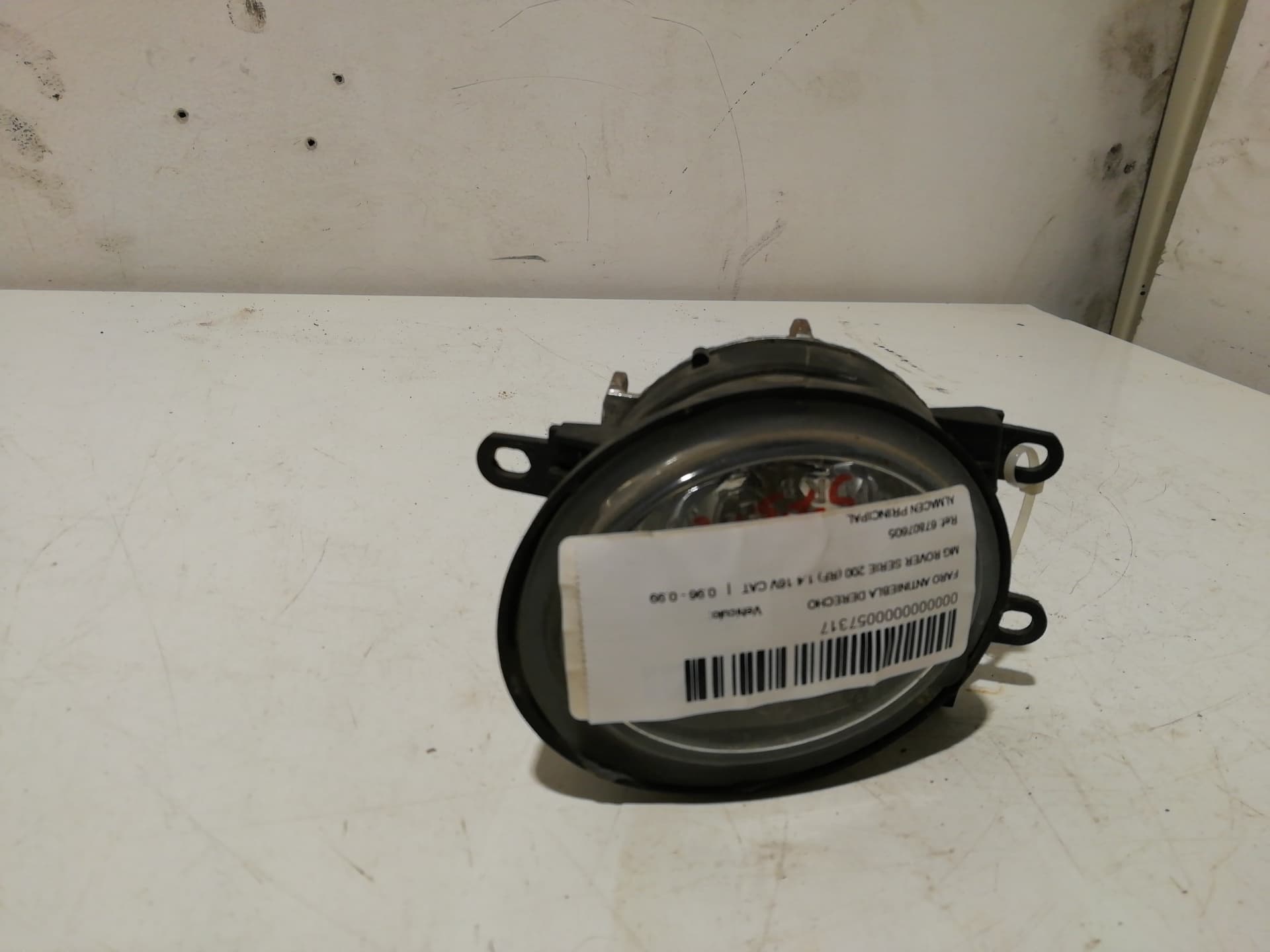 Faro antiniebla derecho MG SERIE 200 (RF)