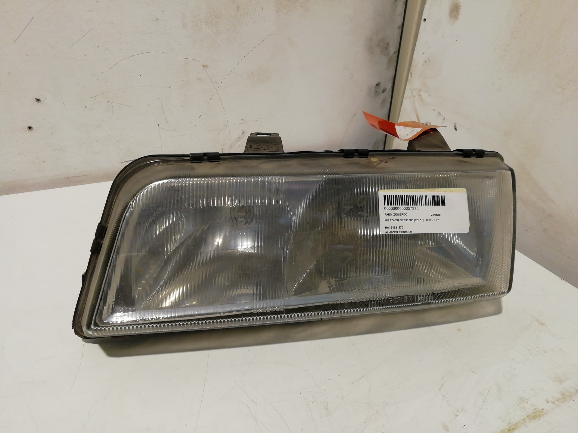 Faro izquierdo MG SERIE 200 (RF)