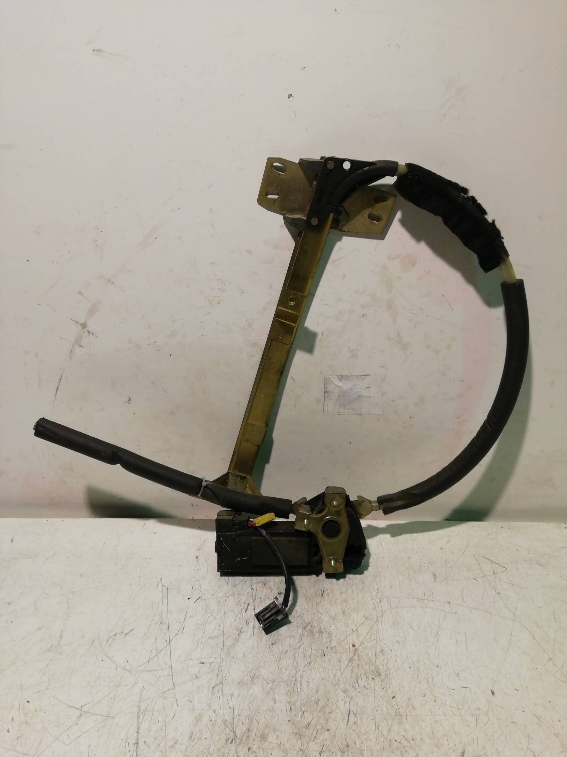 Elevalunas trasero izquierdo MG SERIE 200 (RF)