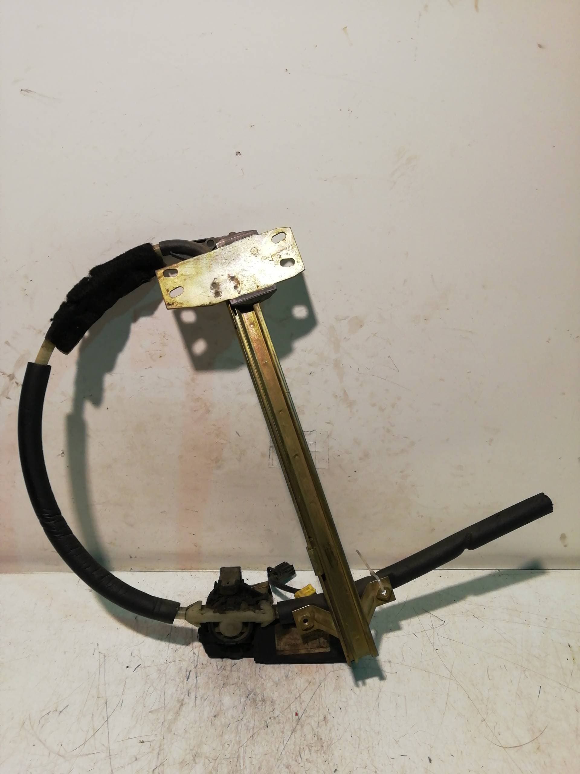 Elevalunas trasero izquierdo MG SERIE 200 (RF) 3
