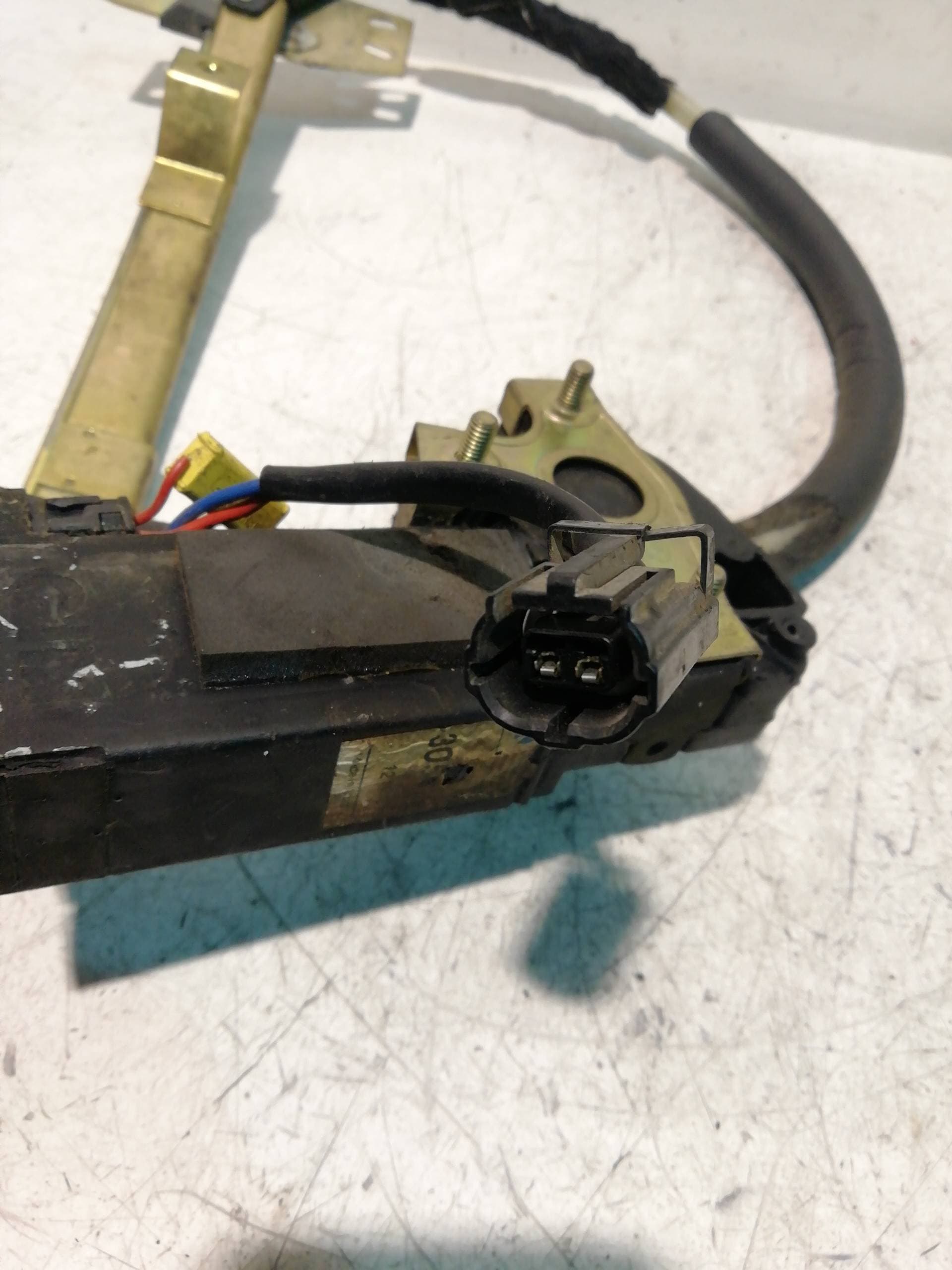 Elevalunas trasero izquierdo MG SERIE 200 (RF) 2