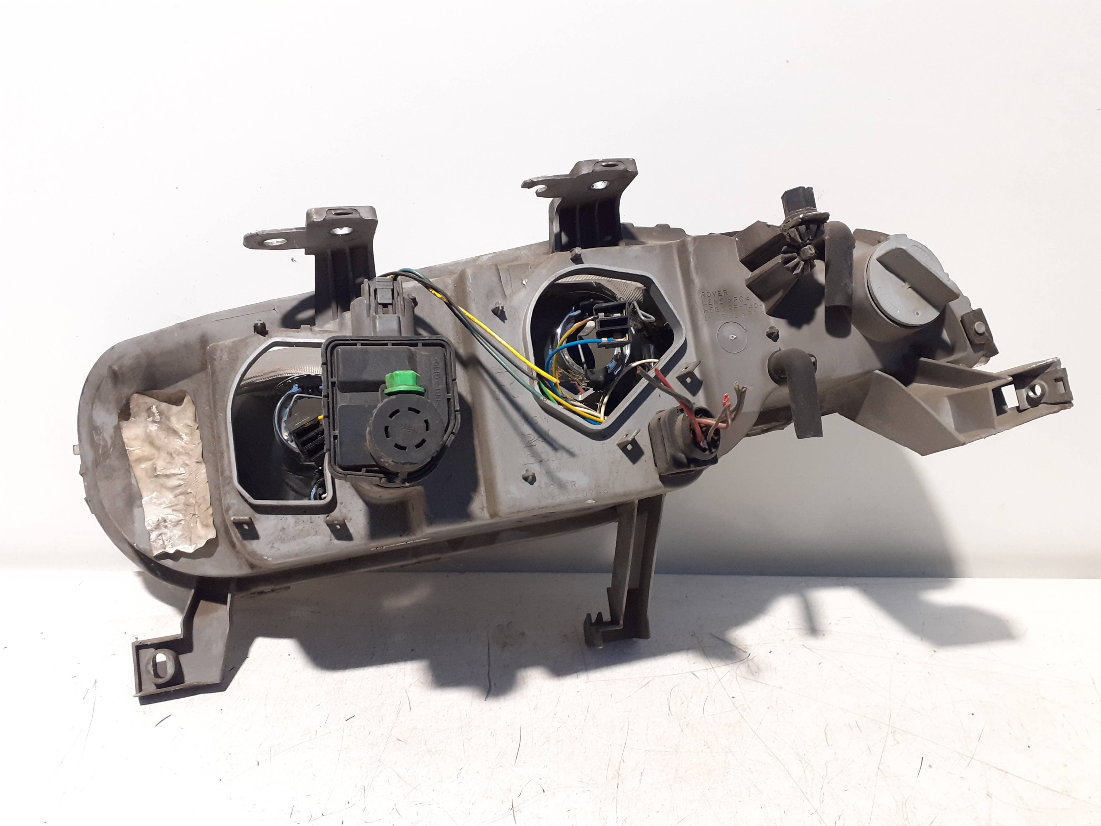 Faro derecho MG SERIE 200 (RF) 3