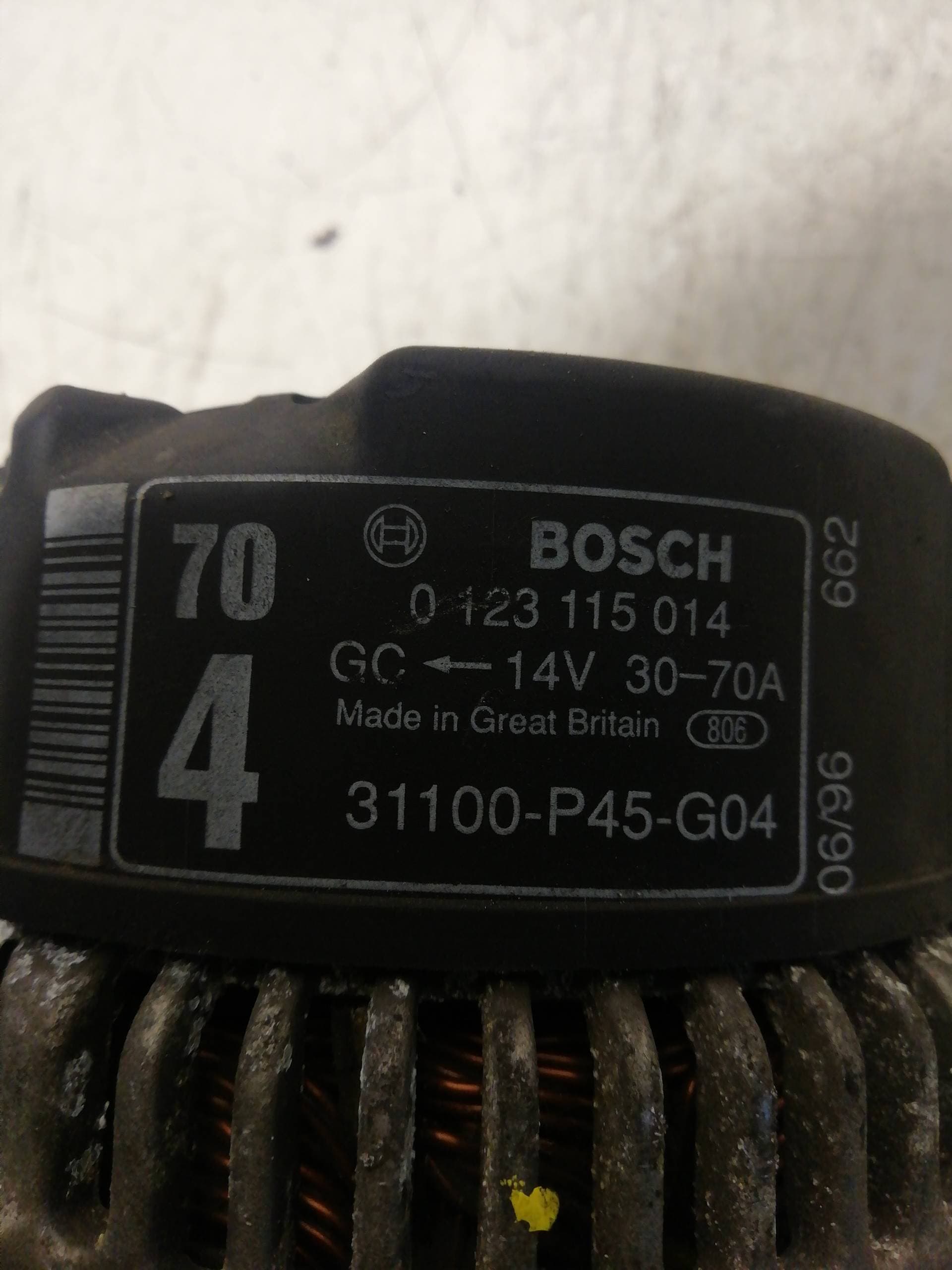 Alternador MG SERIE 200 (RF) 2