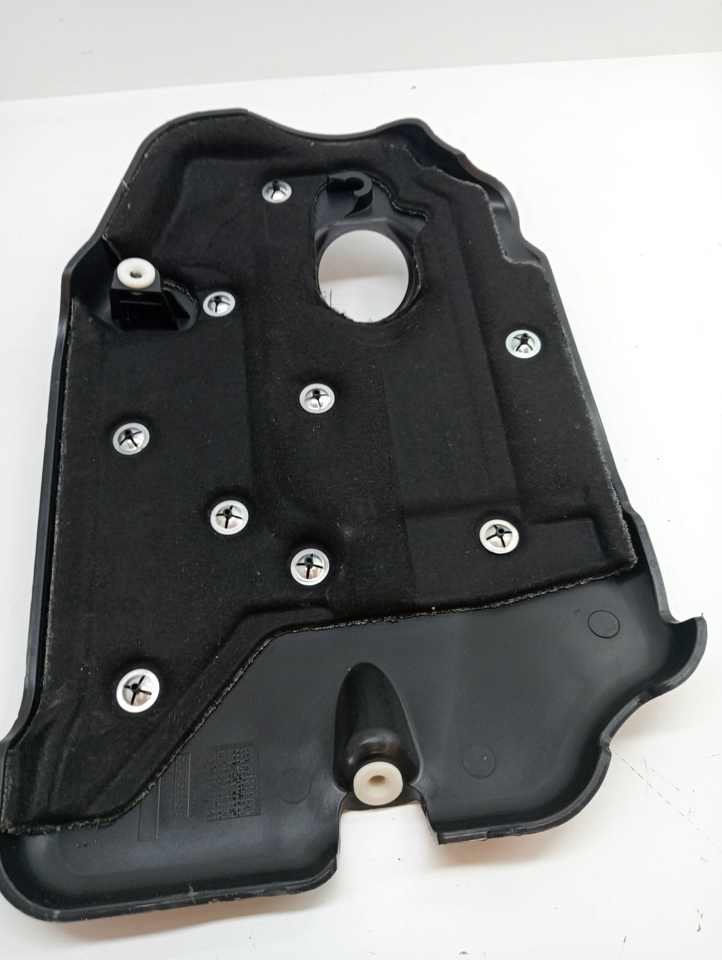 Tapa motor IVECO DAILY 3
