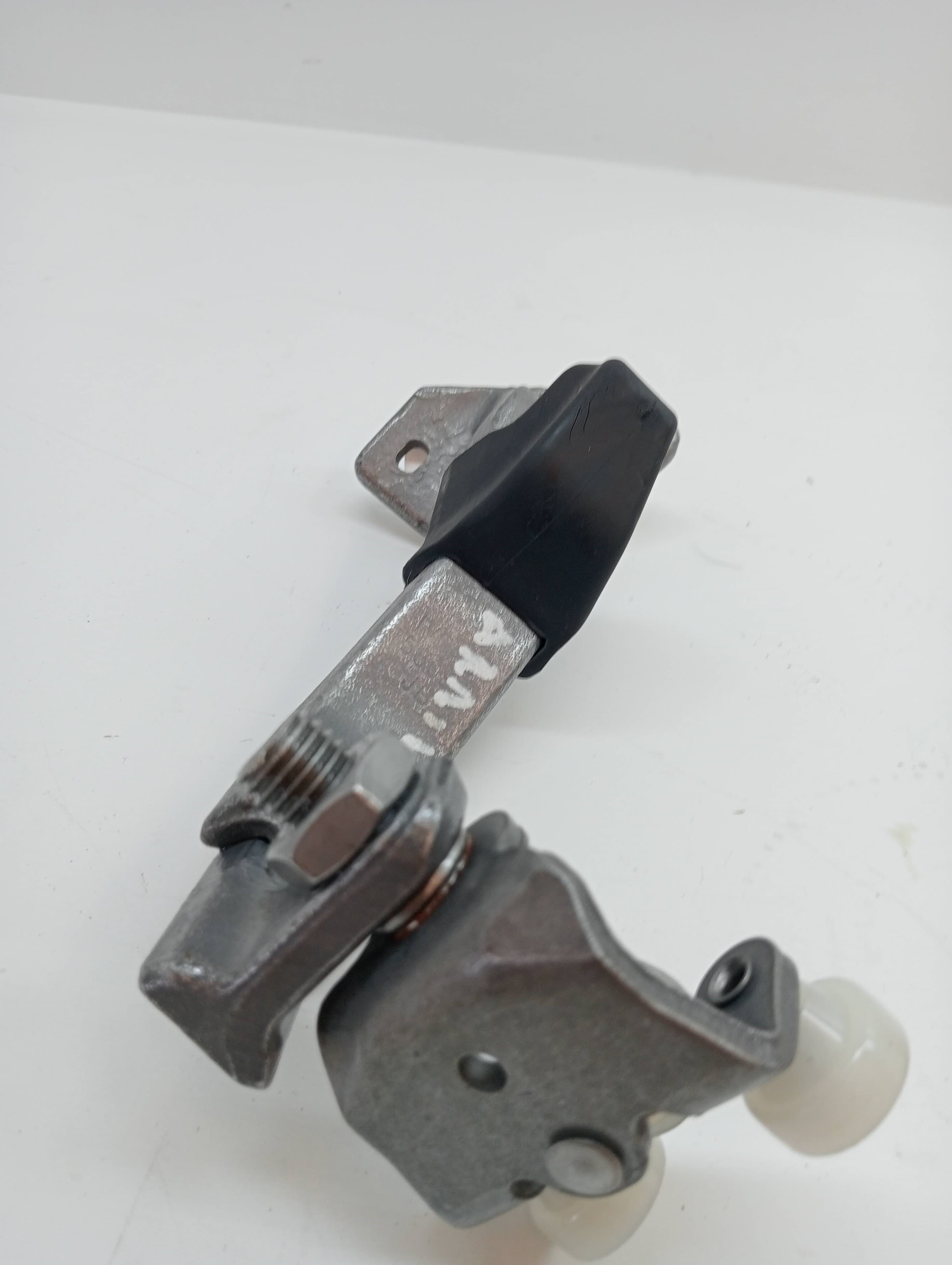 Soporte / guia puerta corredera IVECO DAILY 3